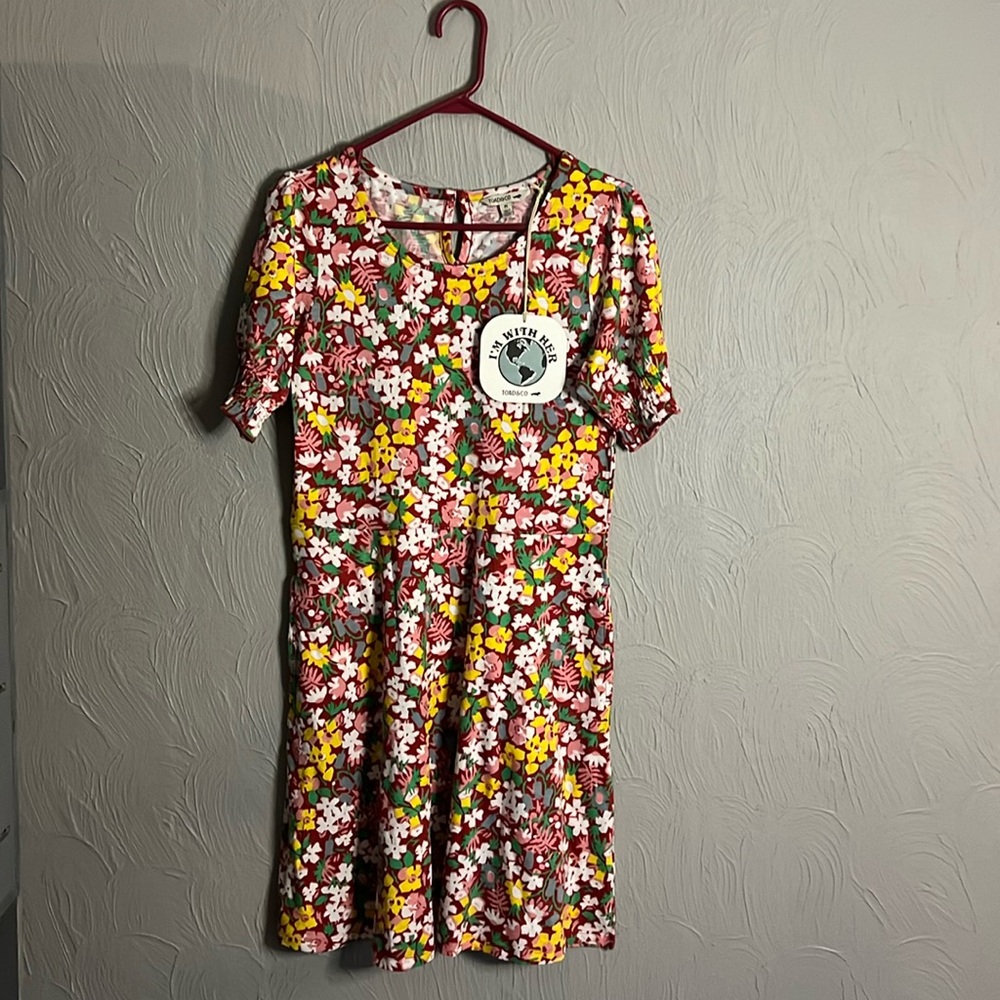 503. Toad&Co women’s laurel SS dress size M brick garden print